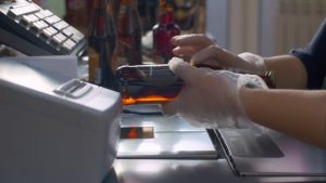 「コロナ後」に現金支払いは減るのか